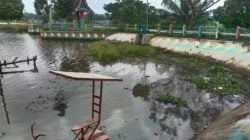 Danau di Teluk Kuantan