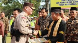tokoh-adat