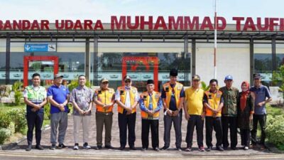 bandara taufik kiemas