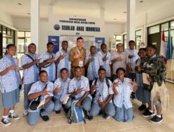 Sambangi SAI, Bupati Freddy Ajak Bangun Pendidikan Anak Kaimana