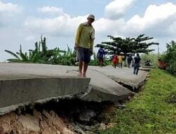 50 Meter Jalan Tiba-Tiba Amblas, Ada Apa? 5 50 Meter Jalan Tiba-Tiba Amblas, Ada Apa?