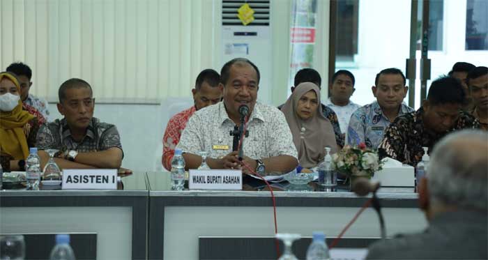 Wakil Bupati Asahan, Taufik Zainal Abidin terima kunjungan anggota DPRD Sumut di kantor bupati, Kamis (26/1/2023).