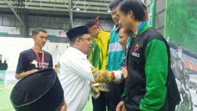 Kontingen PWNU Sumbar dapat ucapan selamat dari ofisial