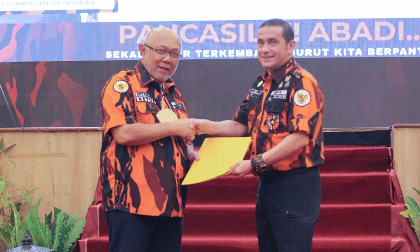 Ketua MPW Pemuda Pancasila Riau, H Arsadianto Rachman dan Ketua Bidang Kaderisasi MPN Pemuda Pancasila, Yahya Abdul Habib