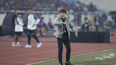 Shin Tae-yong Sebut Kualitas Lapangan Stadion My Dinh Tidak Sebaik GBK
