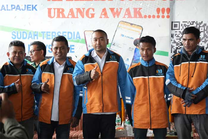 Wagub Audy Joinaldy, Wabup Solok, Jon Firman Pandu bersama jajaran Alpajek di Nagari Alahan Panjang, Rabu (22/3/2023).