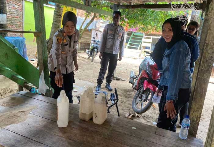 Barang bukti yang diamankan polisi