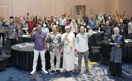 Foto bersama usai diskusi yang diadakan Sevima. (ist)