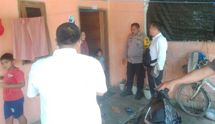 Rumah tempat ditemukannya bayi yang diduga ditinggalkan orang tuanya.