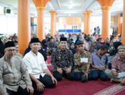 700 Mustahik di Kota Solok Diberi Santunan Hari Raya