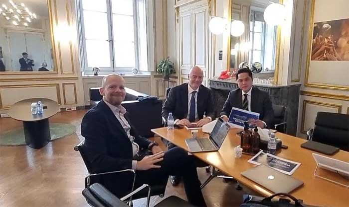 Erick Thohir bersama petinggi FIFA. (pssi)