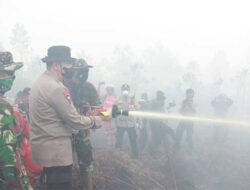 Tak Hanya Padamkan Api, Polda Riau akan Usut Kebakaran 50 Hektare Lahan Gambut 7 Tak Hanya Padamkan Api, Polda Riau akan Usut Kebakaran 50 Hektare Lahan Gambut