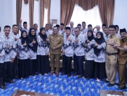 Bupati Tanah Datar: Jangan Ada Kasus Perceraian di Kalangan Guru