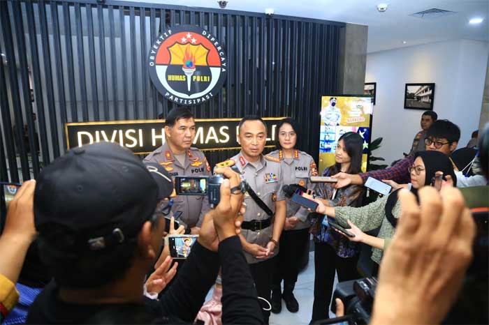 Jumpa pers di Mabes Polri, Jakarta.