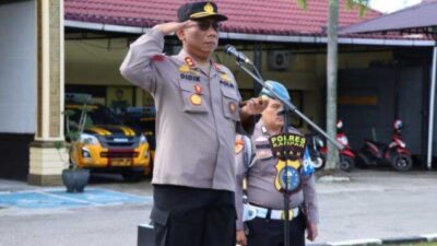 Kapolres Kampar, AKBP Didik Priyo Sambodo pimpin upacara kenaikan pangkat PNS periode 1 April 2023. (ist)