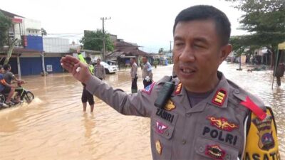 Ruas Sijunjung-Teluk Kuantan Tergenang Banjir