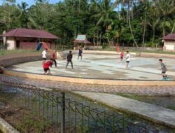 Akibat Tak Terawat, Kolam Renang "Mbomboaukhu" Jadi Lapangan Bola Kaki 12 Akibat Tak Terawat, Kolam Renang “Mbomboaukhu” Jadi Lapangan Bola Kaki