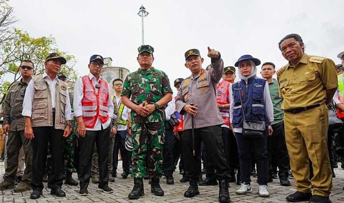 Kapolri tinjau pelabuhan Merak