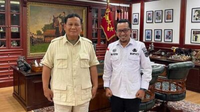 Bupati Tanah Datar Temui Prabowo, Dapat Ambulan Hingga Kursi Roda