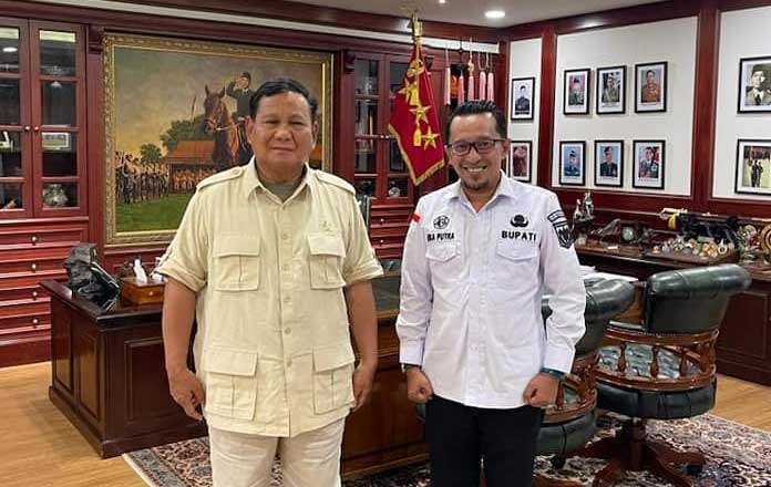 Prabowo Subianto dan Eka Putra. (prokopim)