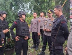 Warga RT V Silaing Atas Temukan Granat Nanas dan Satu Kotak Amunisi Peluru Aktif 7 Warga RT V Silaing Atas Temukan Granat Nanas dan Satu Kotak Amunisi Peluru Aktif