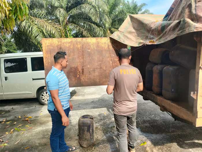 Barang bukti yang diamankan polisi