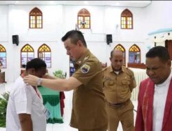 Bupati Freddy Thie: Gereja dan Pemda Adalah Mitra untuk Membangun Kaimana
