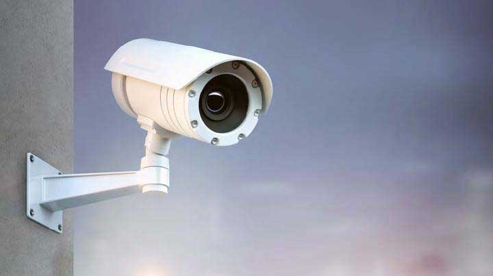 Kamera pengintai (CCTV). (SMA Al Hikmah)