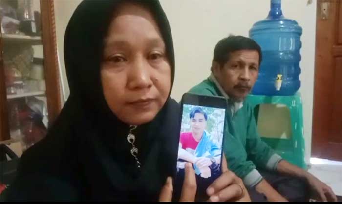 Dewi Murni perlihatkan wajah anaknya