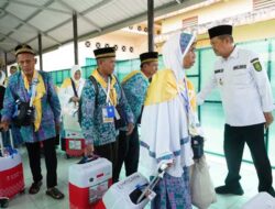Lepas Jemaah Calon Haji, Ini Pesan Wabup Inhil