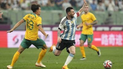 Akun Instagram Lionel Messi Digeruduk, Main Agak Lima Menit Apa Salahnya