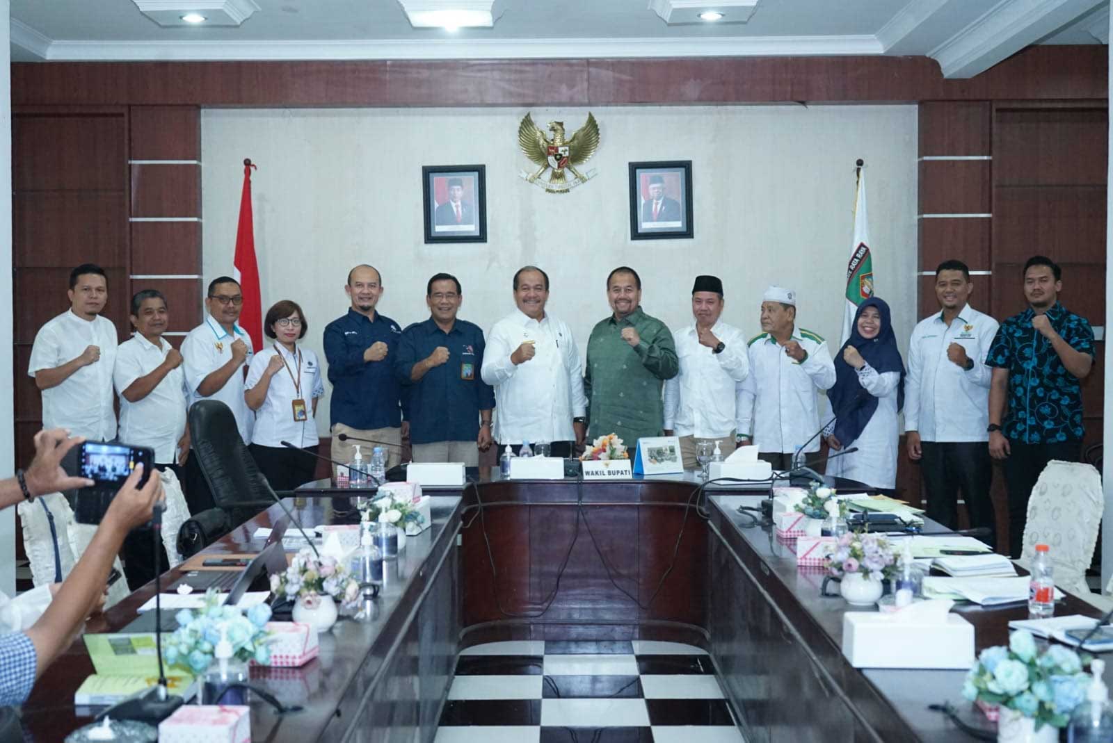 Wabup Asahan dan pejabat pemkab bersama Kepala BBVP beserta rombongan