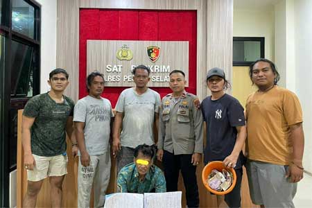 Tim Macan Kumbang Polres Pesisir Selatan aman terduga pelaku judi togel online Hongkong. (ist)