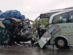 Bus Intra dan PMTOH Laga Kambing di Bagan Batu