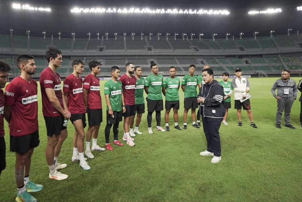 Ketua Umum PSSI berikan arahan pada pemain tim nasional. (pssi)