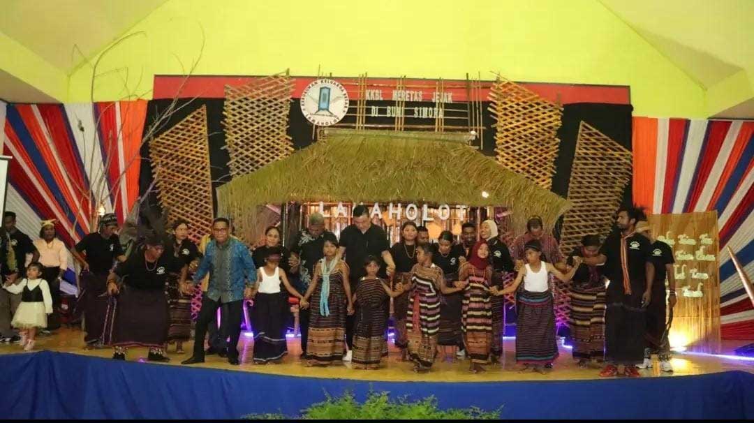 Bupati Kaimana hadiri HUT Kerukunan Keluarga Besar Lamaholot