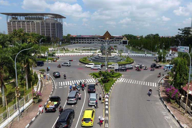 Pemandangan di Jalan Sudirman Pekanbaru. (kompas.com)
