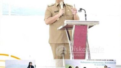 Bupati beri sambutan pada bakti sosial pemeriksaan jantung