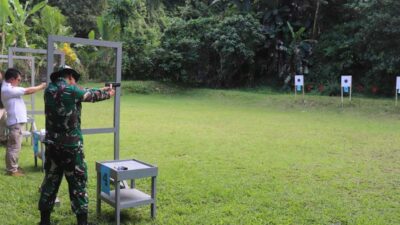 Dandim dan Wabup Klungkung Adu Tembak di Mapolres