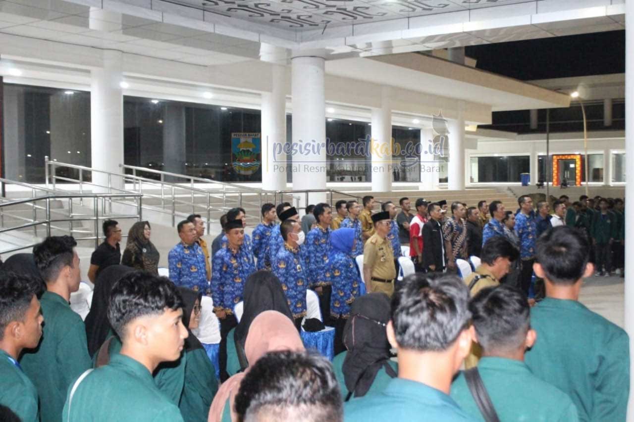 Mahasiswa Universitas Muhammadiyah Metro yang KKN di Pesisir Barat diterima pejabat pemkab