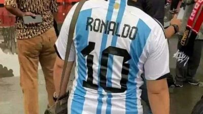 Setelah Instagram Messi Digeruduk, Nama Messi Diganti dengan Ronaldo di Jersey Nomor 10