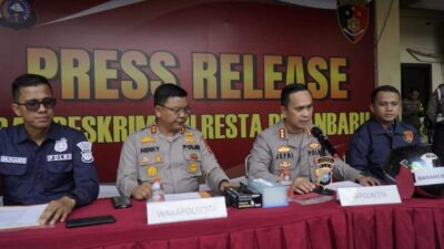 Kapolresta Pekanbaru berikan keterangan pers. (riau.go.id)