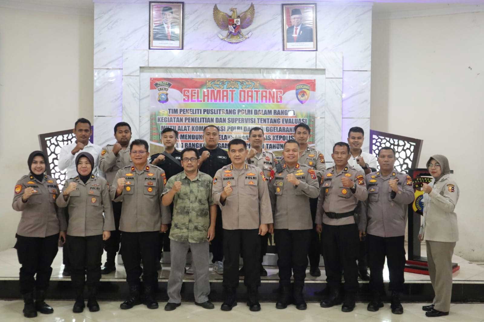 Foto bersama usai pembukaan