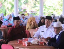 Wali Kota Solok Lepas 197 Jemaah Calon Haji, Tertua Berusia 83, Termuda Berusia 20 5 Wali Kota Solok Lepas 197 Jemaah Calon Haji, Tertua Berusia 83, Termuda Berusia 20
