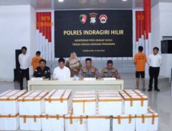 Penyelundupan 70.800 Benih Lobster Asal Jambi Digagalkan Polres Inhil, Akan Dilepasliarkan di Tarusan, Pesisir Selatan 2 Penyelundupan 70.800 Benih Lobster Asal Jambi Digagalkan Polres Inhil, Akan Dilepasliarkan di Tarusan, Pesisir Selatan