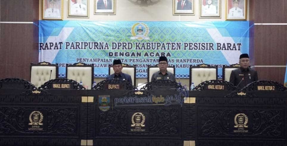 Rapat paripurna DPRD Pesisir Barat
