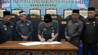 DPRD Pesisir Barat Setujui Perda Pertanggungjawaban APBD 2022
