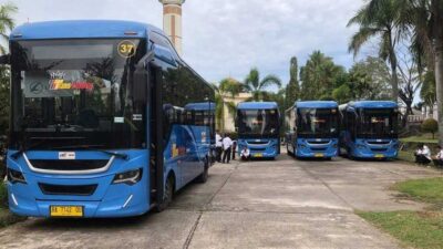 Armada Trans Padang.