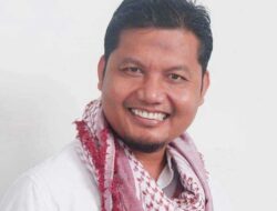 Guru Gadungan vs Guru Beneran
