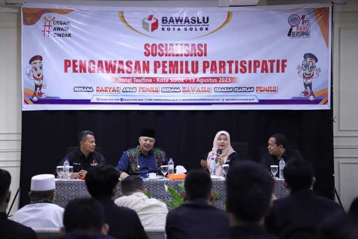 Wali Kota Solok hadiri sosialisasi yang diadakan Bawaslu